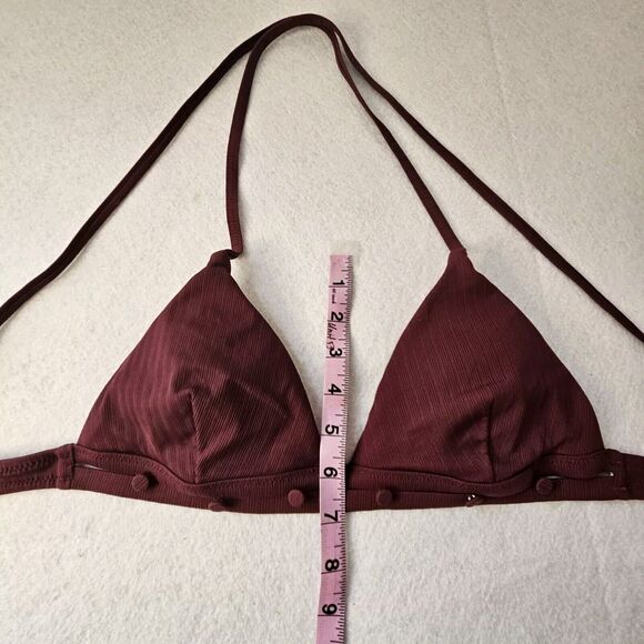 SHADE & SHORE Maroon Sz M Triangle Bikini Top Burgundy Button Accent Halter - Picture 3 of 5